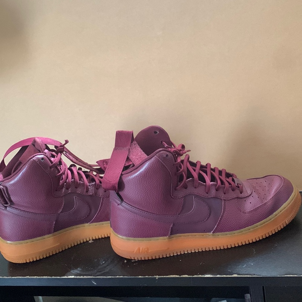 Women's Nike Air Force 1 High SE Maroon Gum Athletic 12